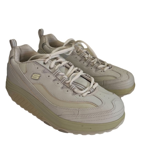 Skechers Shape Ups Woman’s Size 10 White Toning Walking Shoes - Picture 1 of 9